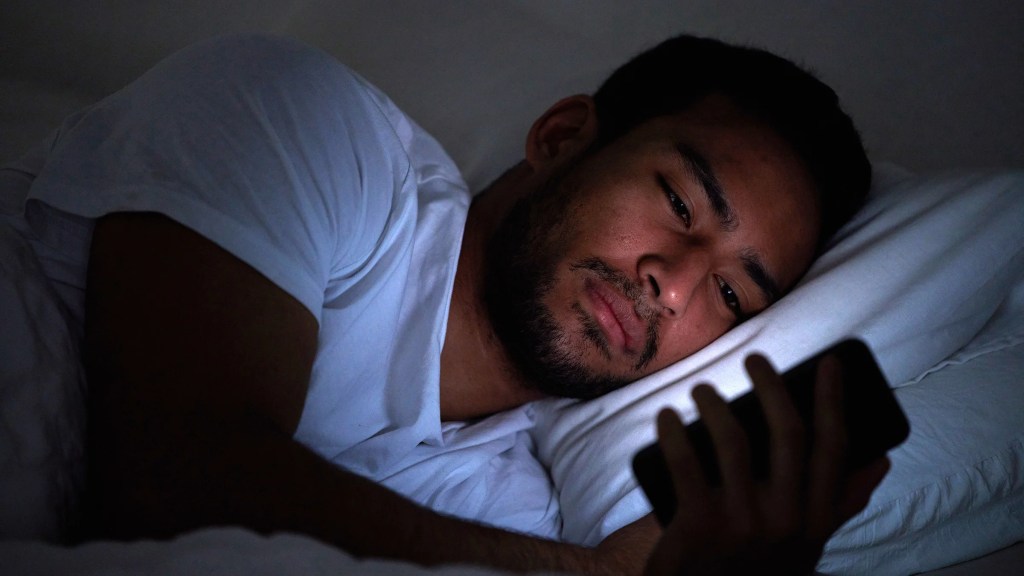 Sleep, insomnia, longevity, healthspan, Singapore, Asia, doomscrolling